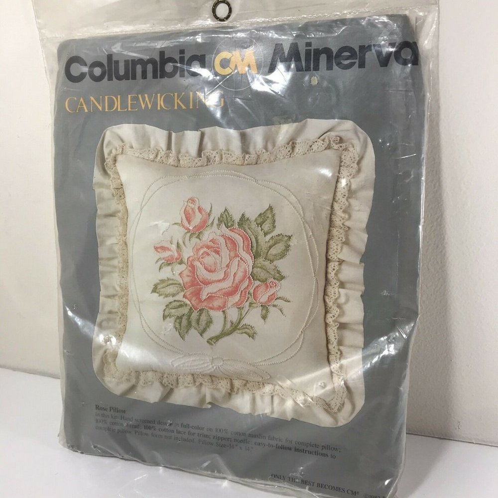VTG New Columbia Minerva Candlewicking Rose Pillow